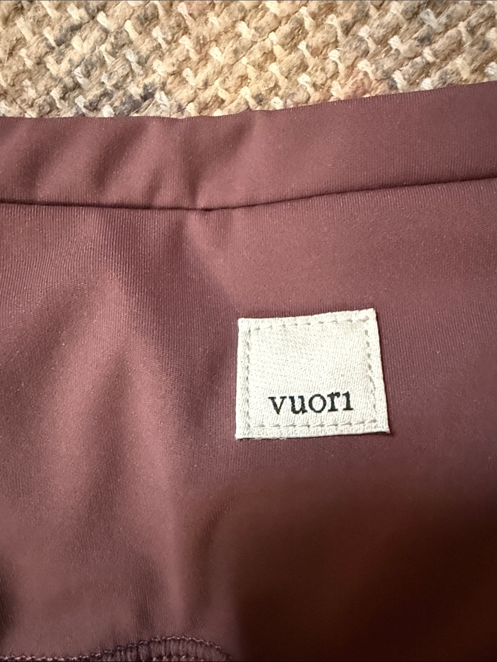 Vuori ALL THE FORM SHORT high-Waist Mauve Leggings with Pocket medium - Picture 2 of 4